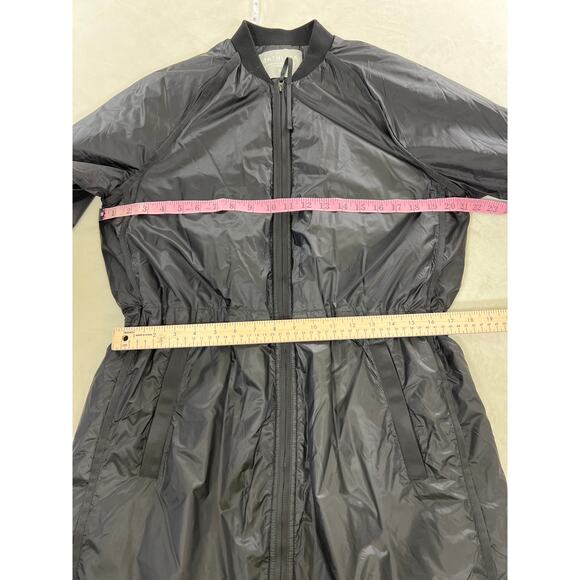 Athleta Summit Insulated Parka Jacket Coat Primaloft in Black Women's Small - Picture 11 of 12